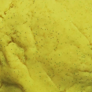 Super quick no cook playdough recipe. This one had yellow food colouring and glitter, made in under 5 minutes. 2 cups of flour , 1 1/2 cups of hot water, 1/2 cup salt, 2 tbs creme of tartar, 2 tbs oil. Mix dry ingredients & oil then slowly add the water. Glitter and food colouring optional.