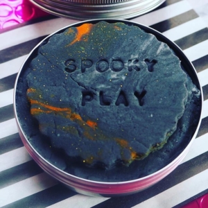 Loving these tins for packaging play dough perfect to take and play anywhere