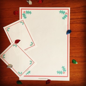 Holly border paper for mark making & writing. You can print plain, half lined or fully lined -printed A6/A4. It’s great to use a range of paper sizes. I’ve started to make some Christmas/Winter display free printable resources. Check them out️