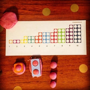 Numicon style number line ~ on there are lots of different number lines, number charts and hundred squares. Let children use their own choice of resource to support their counting. I love using play dough and numicon together. Everyone learns in a different way.