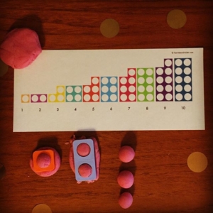Numicon style number line ~ on there are lots of different number lines, number charts and hundred squares. Let children use their own choice of resource to support their counting. I love using play dough and numicon together. Everyone learns in a different way.