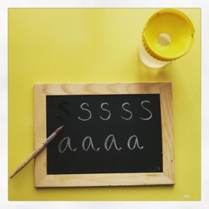 Rub it out  write phonics on a blackboard or outdoor area in chalk. Such a quick simple activity set up. Children can use water and a brush to rub out the sounds. Challenge the children to write their own words in chalk for their friends to remove it. Don’t just stick to small sized blackboards change the size of the writing, it’s good to get those arms moving.