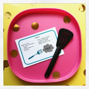 Swat it! From my Phonics Play Pack, a great fun activity to keep play and learning active. How many words or sounds can you swat? Can you say the sounds? How many in a min? This is one of 40 games in my Phonics Play Pack…………… #