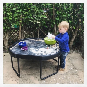 Foam play dough ~ we tried to make it but it was a complete fail. Instead we have fun just squirting shaving foam and mixing it with corn flour. Next time I’ll need to try more accurate measurements. Blog post up soon