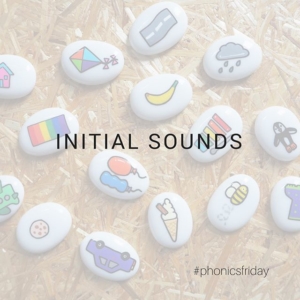 Phonics Initial Sounds • This week I’ve looked at initial sounds for phonics, swipe to see more. I’ve just got these brilliant @imagistones and I’ll be using these with my phonics activities. These are perfect for sharing and talk activities but also used to support phonics. I’ll share another post with a few examples. . . . . . .